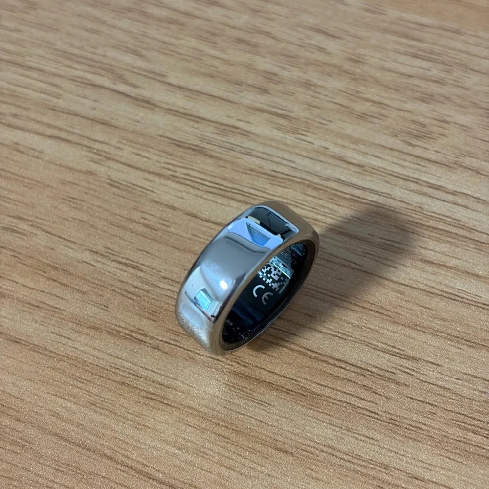 Oura Polished Silver Smart Ring Gen 3